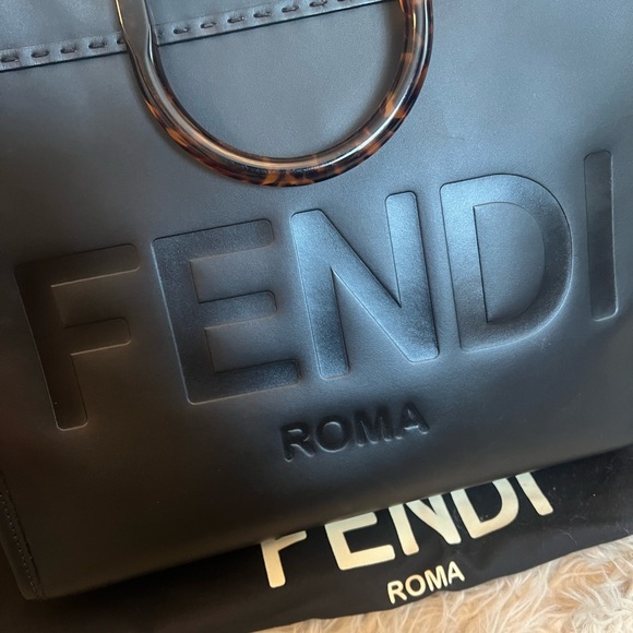 Fendi Handbags - Fendi Black Sunshine Tote